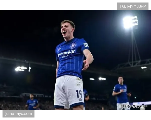 伊普斯维奇传奇重返球场，倾囊相授英超经验与智慧引关注