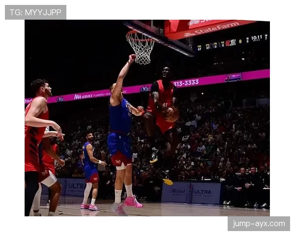 格兰特-威廉姆斯挡拆中投提升球队进攻效率明显对比季前表现更具威胁